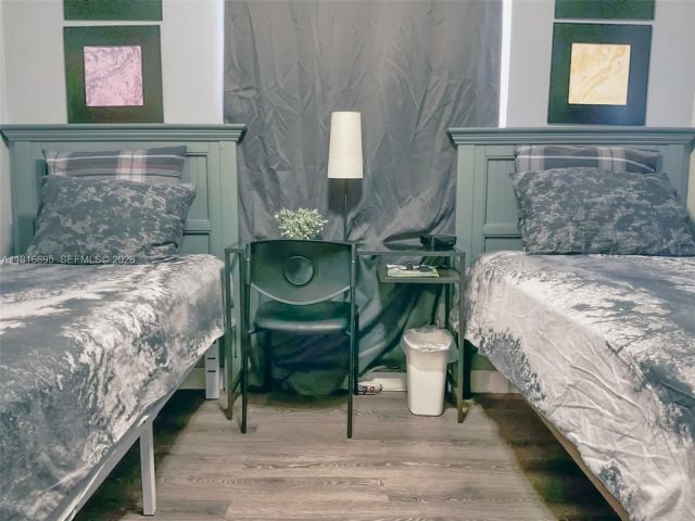 2-bedroom home for rent in Miami - 3682 SW 26th St 2 - MondialRealty