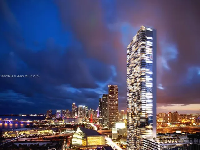 3-bedroom condo for sale in Miami - 1400 Biscayne Boulevard 4803 - MondialRealty
