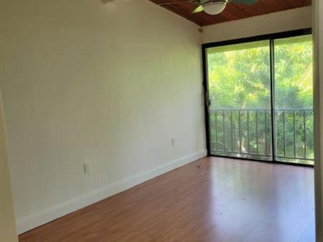 Home for rent at 19424 NE 26th Ave   131B - photo 3462810