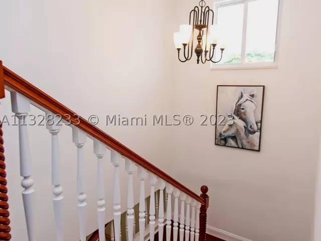 6-bedroom home for rent in Hollywood - 809 S 17th Ave - MondialRealty
