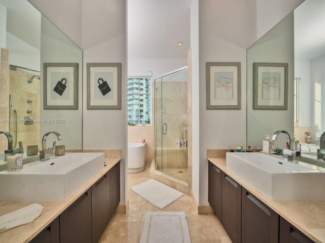 Home for sale at 200 Sunny Isles Blvd TH-404 - photo 3482557
