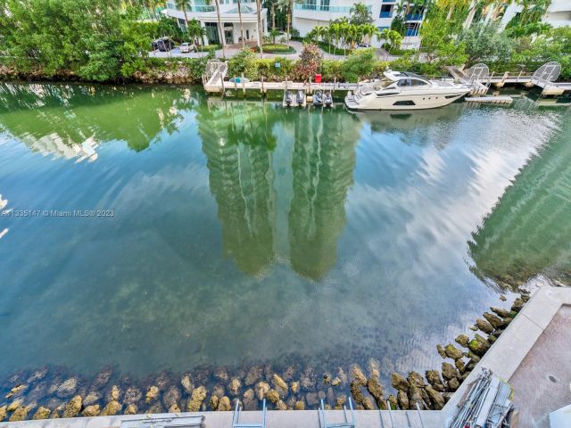 Home for sale at 200 Sunny Isles Blvd TH-404 - photo 3482561