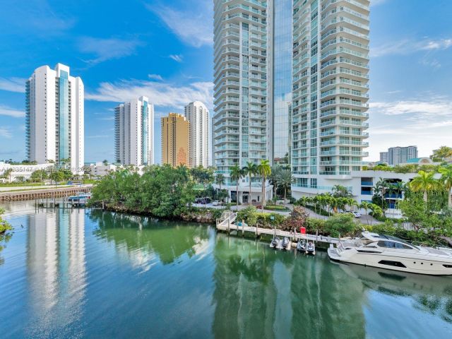 Home for sale at 200 Sunny Isles Blvd TH-404 - photo 3482573