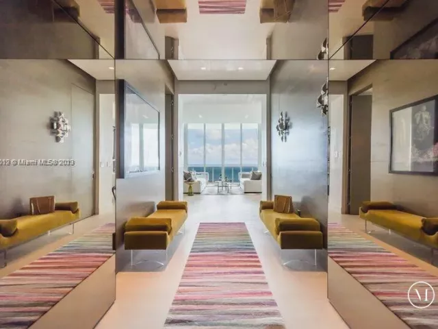3-bedroom condo for rent in Sunny Isles Beach - 16001 Collins Ave 3201 - MondialRealty
