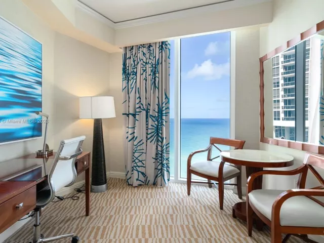 2-bedroom condo for sale in Sunny Isles Beach - 18001 Collins Ave 2109 - MondialRealty