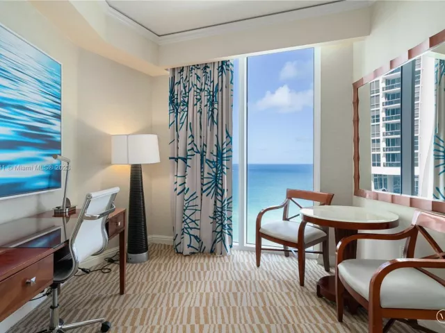 2-bedroom condo for sale in Sunny Isles Beach - 18001 Collins Ave 2009 - MondialRealty