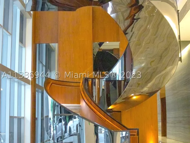 1-bedroom condo for rent in Miami - 1300 Brickell Bay Dr 1608 - MondialRealty