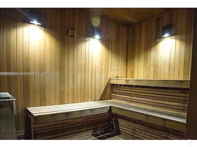 2-bedroom condo for rent in Hallandale Beach - 1830 S Ocean Dr 1806 short term - MondialRealty
