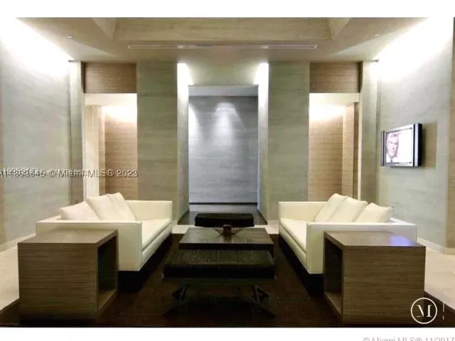 2-bedroom condo for rent in Hallandale Beach - 1830 S Ocean Dr 1806 short term - MondialRealty
