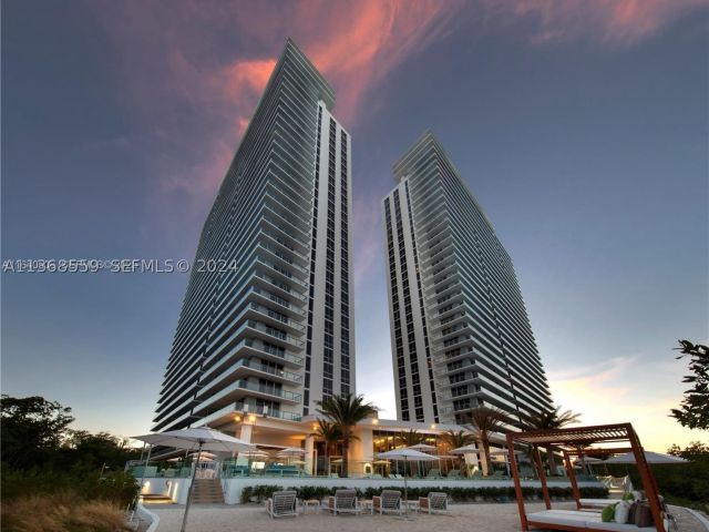 3-bedroom condo for rent in North Miami Beach - 16385 Biscayne Blvd 7 - MondialRealty