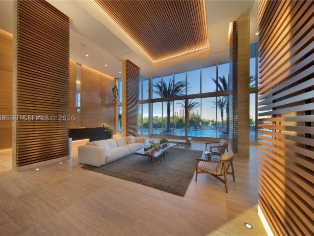 3-bedroom condo for rent in North Miami Beach - 16385 Biscayne Blvd 7 - MondialRealty