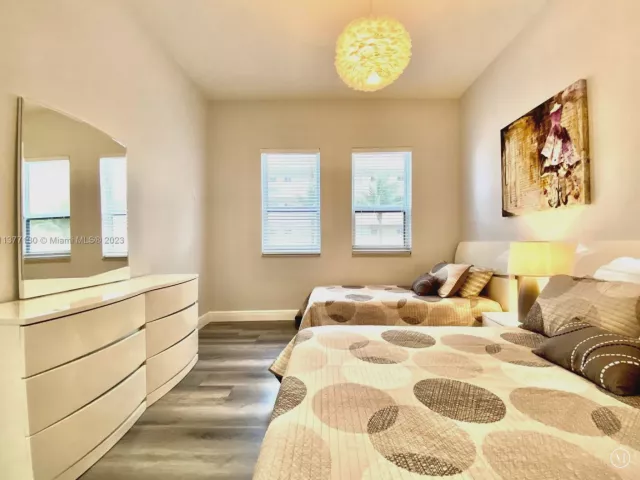 3-bedroom condo for rent in Hallandale Beach - 2080 S Ocean Dr 111 - MondialRealty