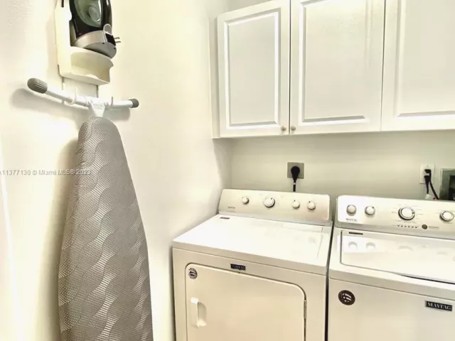 3-bedroom condo for rent in Hallandale Beach - 2080 S Ocean Dr 111 - MondialRealty