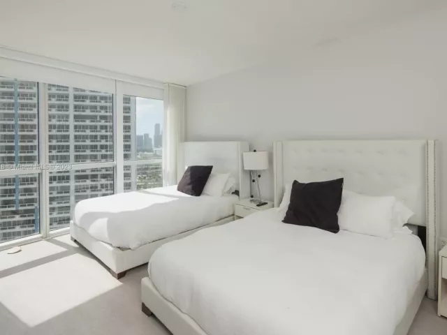 Apartment for rent  Unit #2602 - photo 3823089