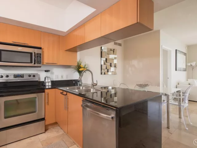 Apartment for rent  Unit #3201 - photo 3823070