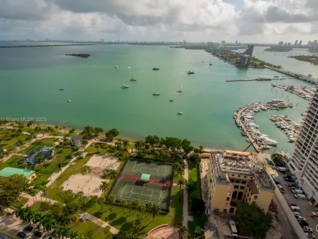 Apartment for rent  Unit #3201 - photo 3823075