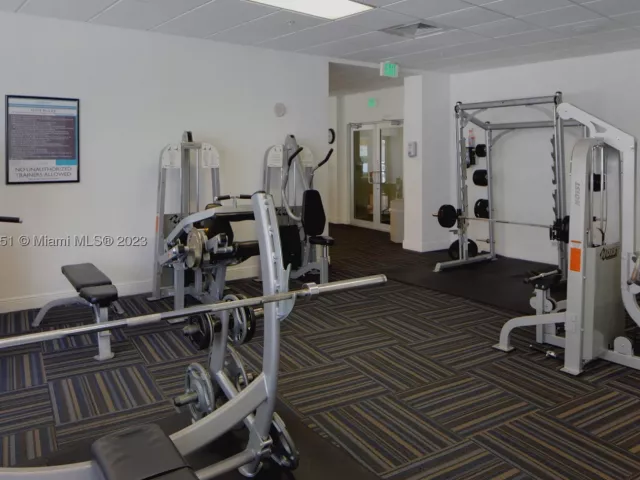 2-bedroom condo for rent in Miami - 1750 N Bayshore Dr 3201 - MondialRealty