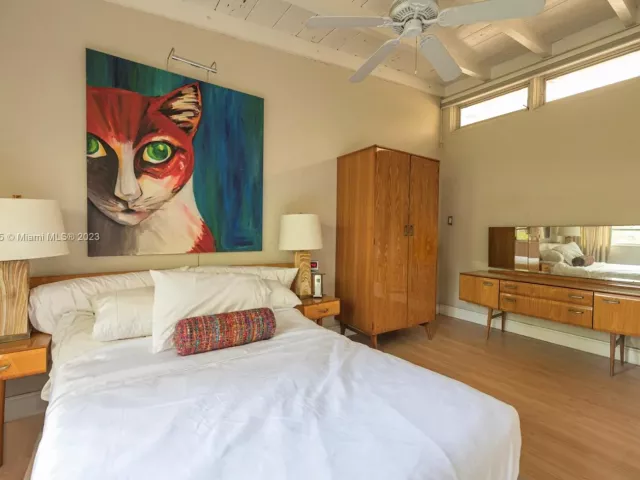 2-bedroom home for sale in Hollywood - 2018 Fletcher St - MondialRealty