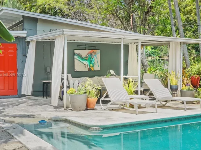 2-bedroom home for sale in Hollywood - 2018 Fletcher St - MondialRealty