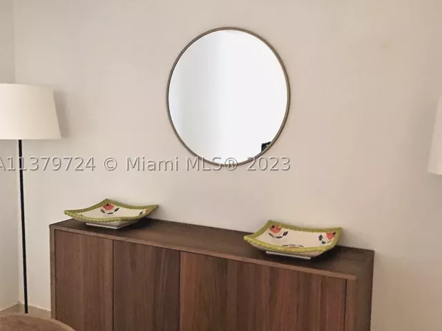 2-bedroom condo for sale in Miami - 495 Brickell Ave 3603 - MondialRealty
