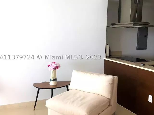2-bedroom condo for sale in Miami - 495 Brickell Ave 3603 - MondialRealty
