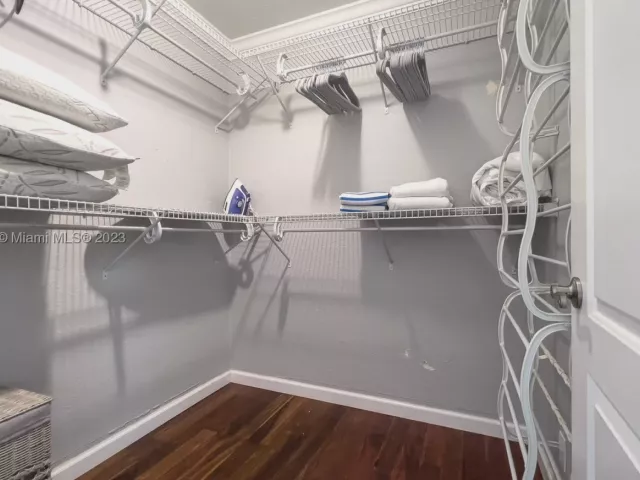 3-bedroom home for rent in Fort Lauderdale - 1466 NE 57th Ct - MondialRealty