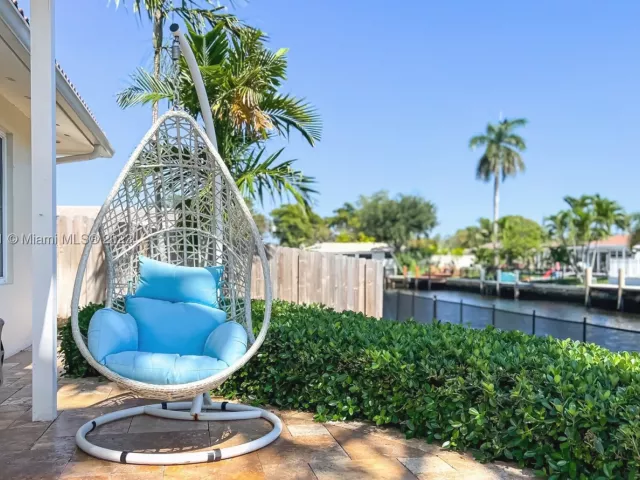 3-bedroom home for rent in Fort Lauderdale - 1466 NE 57th Ct - MondialRealty