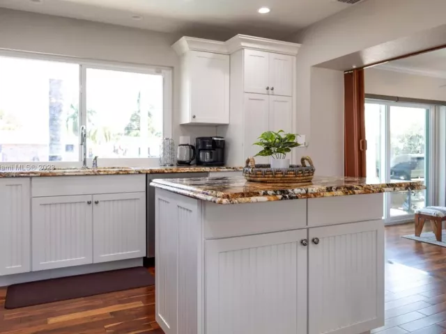 3-bedroom home for rent in Fort Lauderdale - 1466 NE 57th Ct - MondialRealty