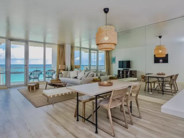 1-bedroom condo for rent in Miami Beach - 5601 Collins Ave 1204 - MondialRealty