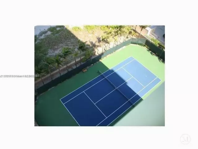 2-bedroom condo for rent in Hallandale Beach - 2080 S OCEAN DR 309 - MondialRealty