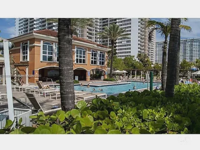 2-bedroom condo for rent in Hallandale Beach - 2080 S OCEAN DR 309 - MondialRealty