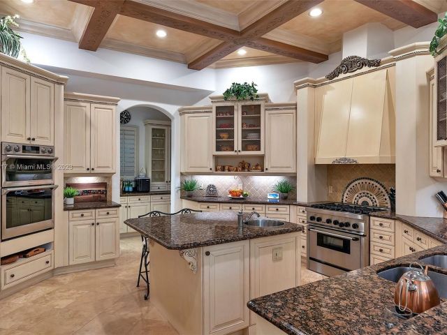 Home for sale at 4008 Sanctuary Ln - photo 6094137