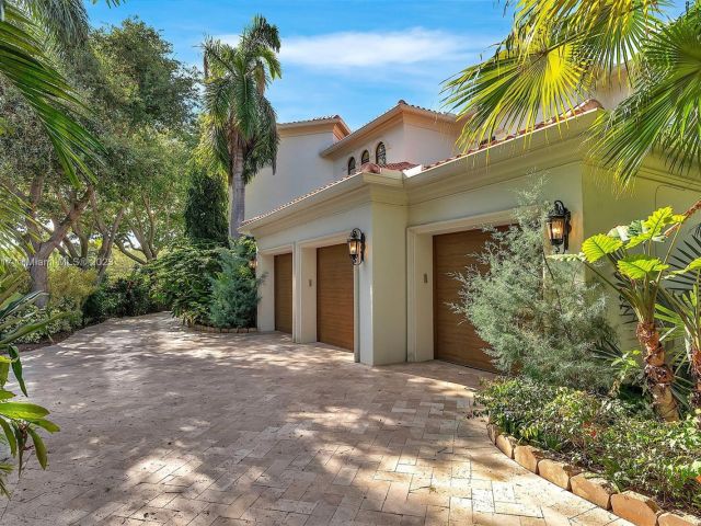 Home for sale at 4008 Sanctuary Ln - photo 6094144