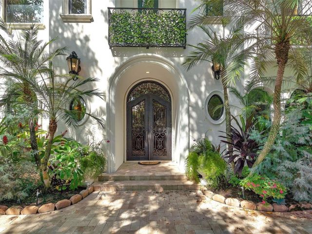 Home for sale at 4008 Sanctuary Ln - photo 6094147