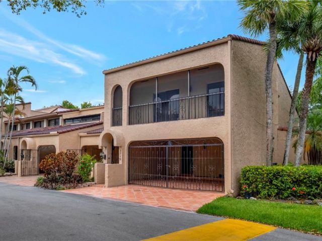 Home for rent at 3710 Estepona Ave - photo 4106146