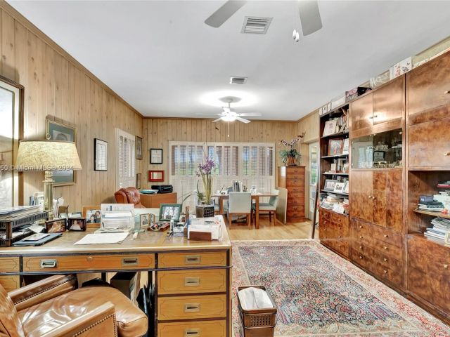 Home for sale at 4716 University Dr - photo 6270950