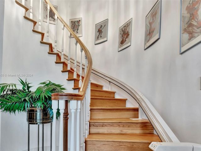 Home for sale at 4716 University Dr - photo 6270959