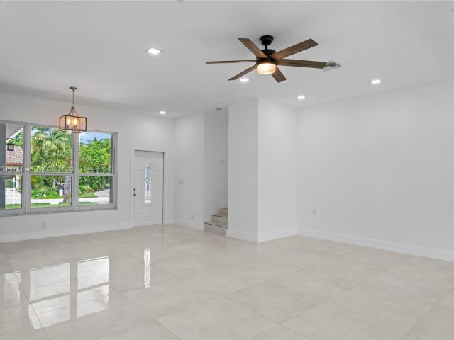 Home for sale at 2312 NE 17th Ave - photo 4156348