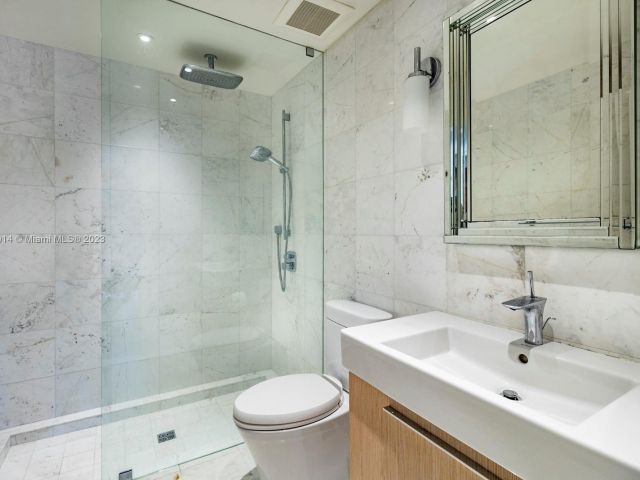 Home for rent at 820 W Dilido Dr - photo 5961979