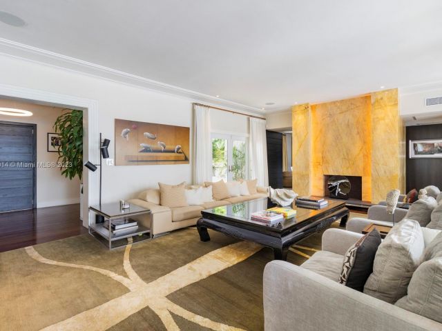 Home for rent at 820 W Dilido Dr - photo 5961996