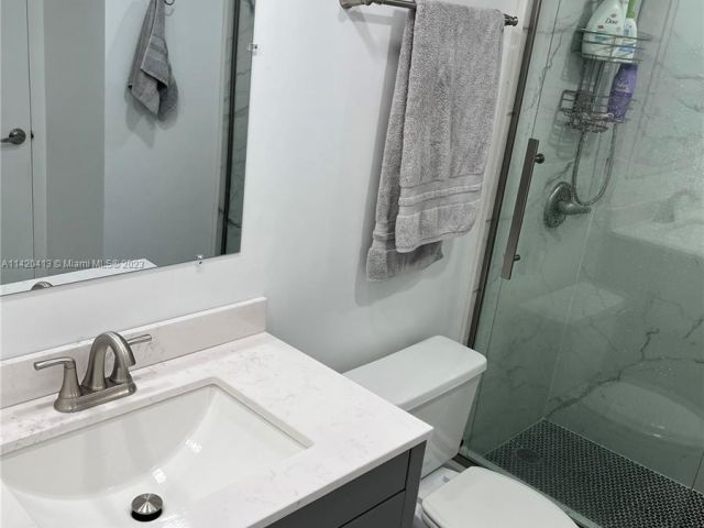 1-bedroom condo for sale in Hallandale Beach - 2030 S Ocean Dr 1602 - MondialRealty