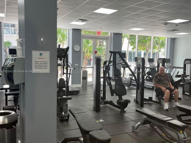 1-bedroom condo for sale in Hallandale Beach - 2030 S Ocean Dr 1602 - MondialRealty