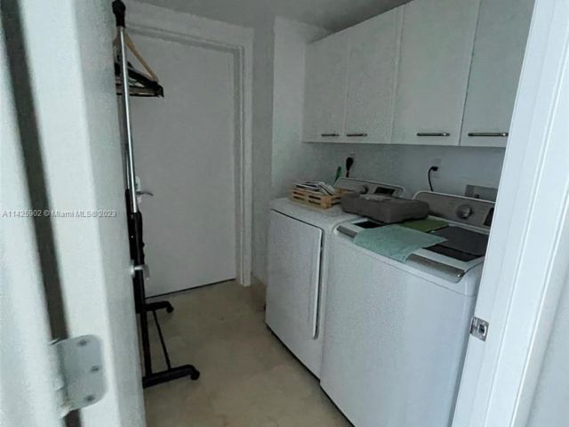 Apartment for sale  Unit #2201 - photo 4187551