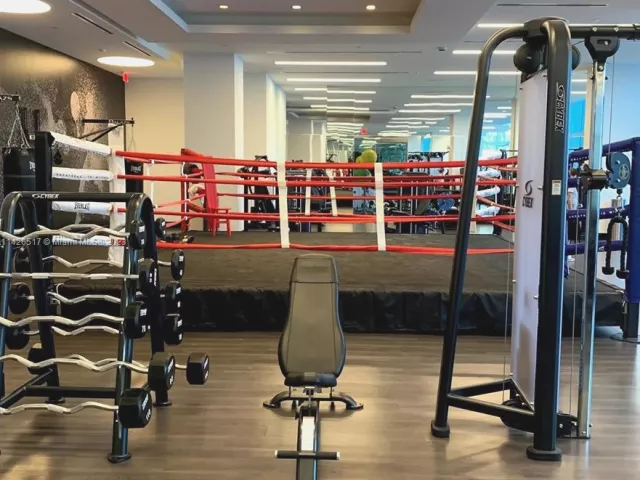 1-bedroom condo for sale in Miami - 851 NE 1st Ave 2702 - MondialRealty