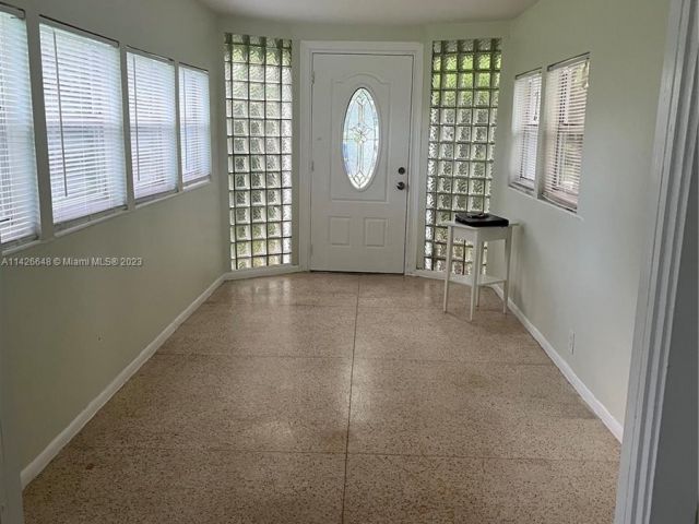 Home for sale at 1140 NW 4th Ave - photo 4321794