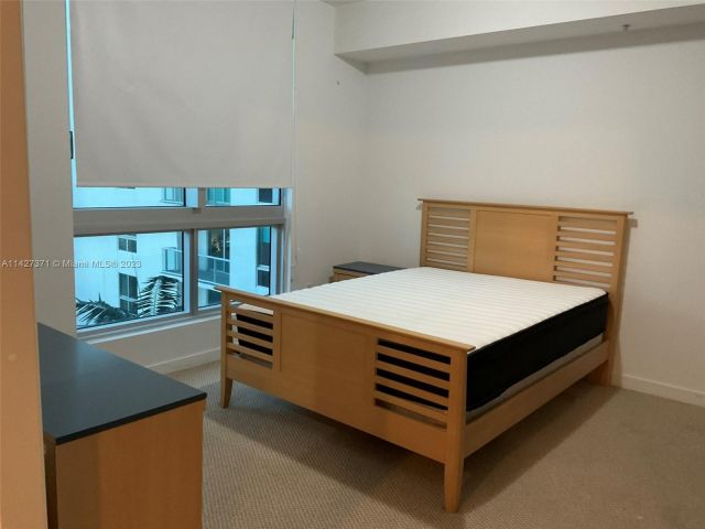 Apartment for rent  Unit #T-1703 - photo 7496427