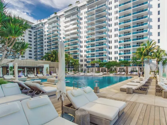 1-bedroom condo for rent in Miami Beach - 102 24th St 1006 - MondialRealty