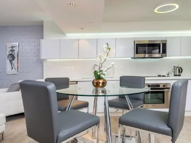 1-bedroom condo for rent in Miami Beach - 102 24th St 1108 - MondialRealty