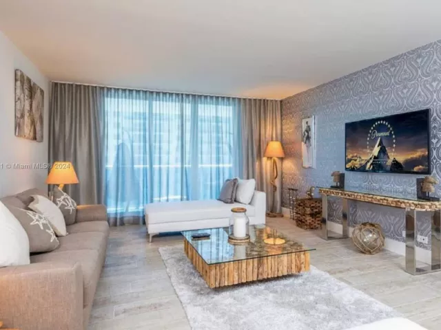 1-bedroom condo for rent in Miami Beach - 102 24th St 1108 - MondialRealty