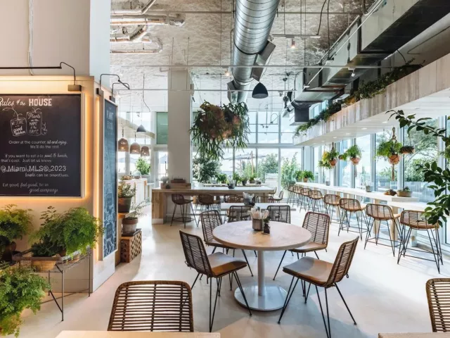 1-bedroom condo for rent in Miami Beach - 102 24th St 1013 - MondialRealty